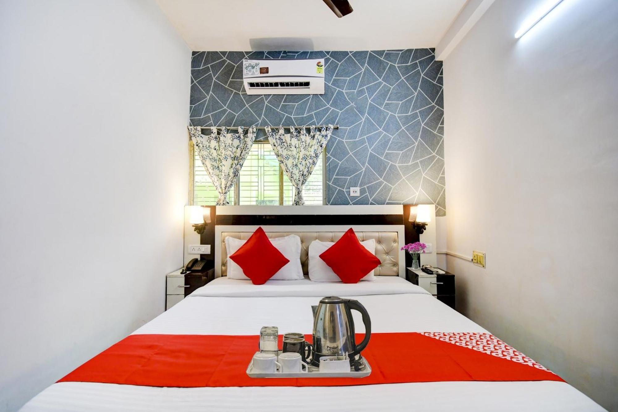 Hotel O The Nest Inn Near Acropolis Mall Jadabpur ภายนอก รูปภาพ